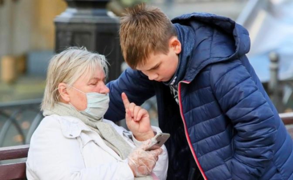 Молодость, проведенная в смартфоне, грозит хроническим ожирением — и не только Молодость, проведенная в смартфоне, грозит хроническим ожирением — и не только