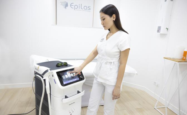 Почему полезно делать лазерную эпиляцию при гормональном дисбалансе и гирсутизме Почему полезно делать лазерную эпиляцию при гормональном дисбалансе и гирсутизме