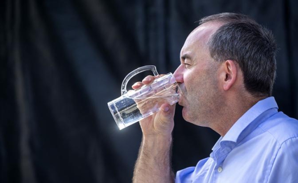 Россиянам рассказали, какой популярный напиток может спровоцировать инсульт Россиянам рассказали, какой популярный напиток может спровоцировать инсульт