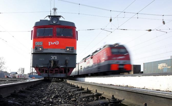 Фирменным поездам разрешили взлет цен на билеты. Откуда у РЖД вагон убытков